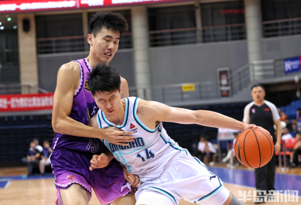 青岛男篮再胜新疆男篮，拿到夏季联赛青岛站季军，首批13名国内球员完成注册